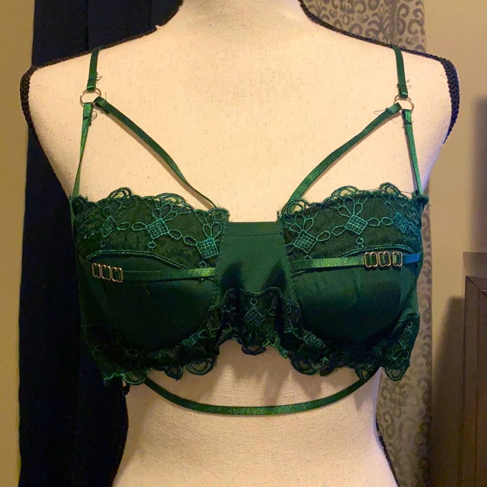 NWOT Bra 💚